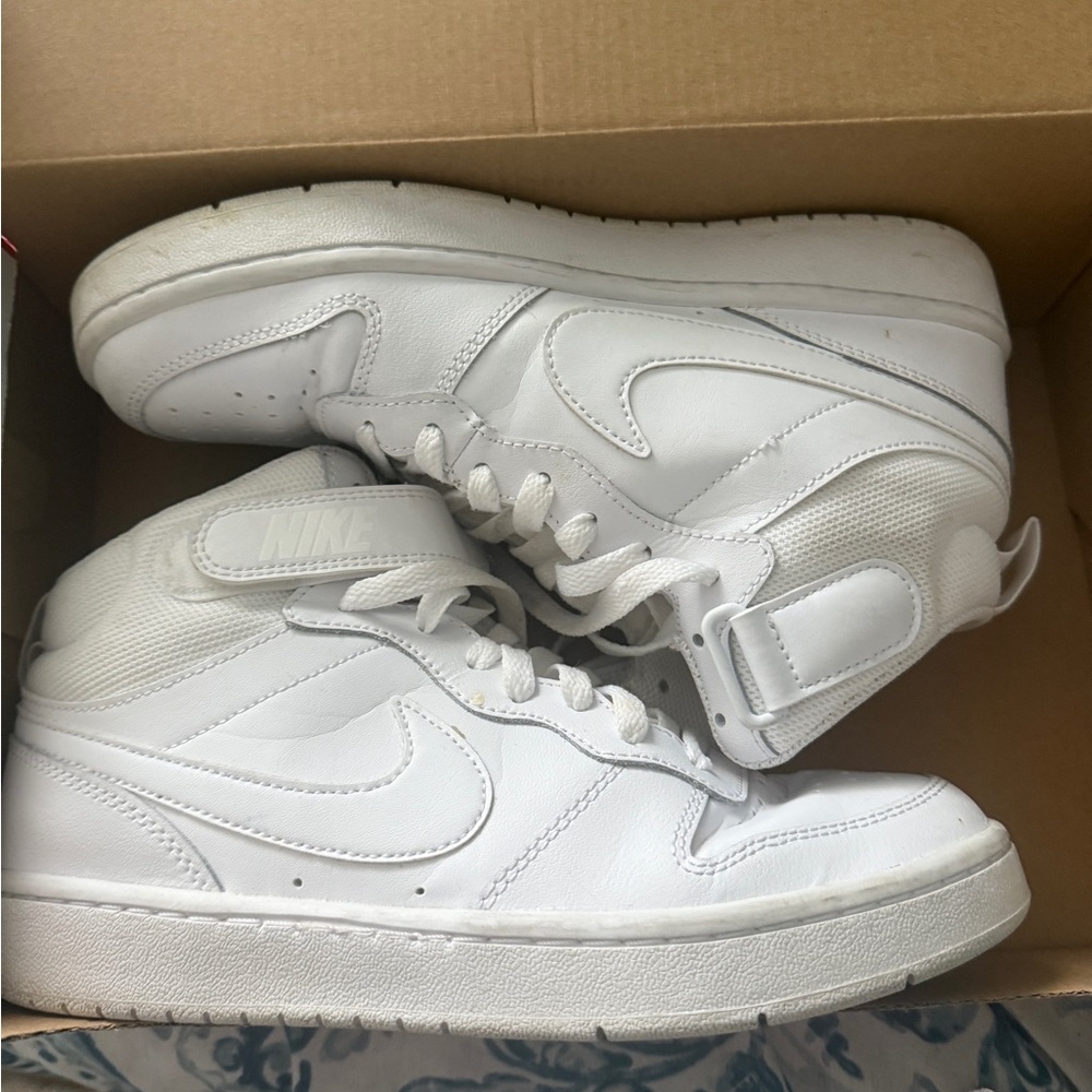 Nike court borough mid 2 (GS)